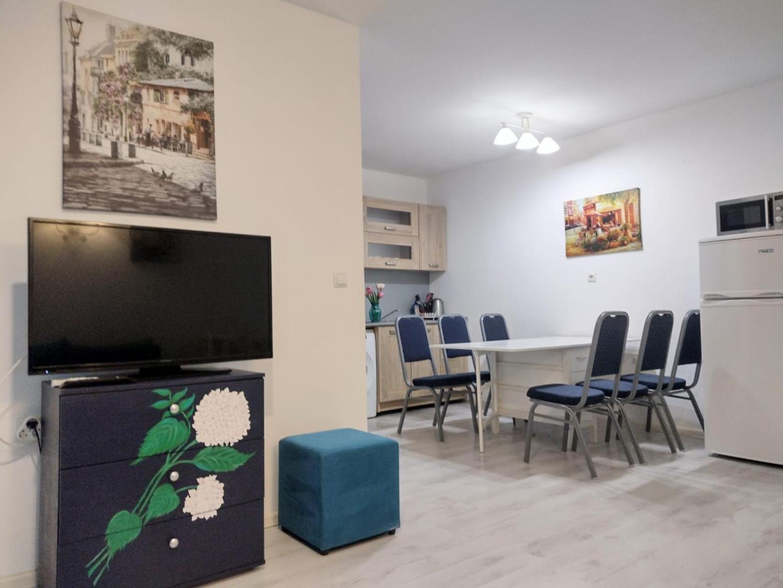 Private Apartment With Parking And Pool Balchik Ngoại thất bức ảnh