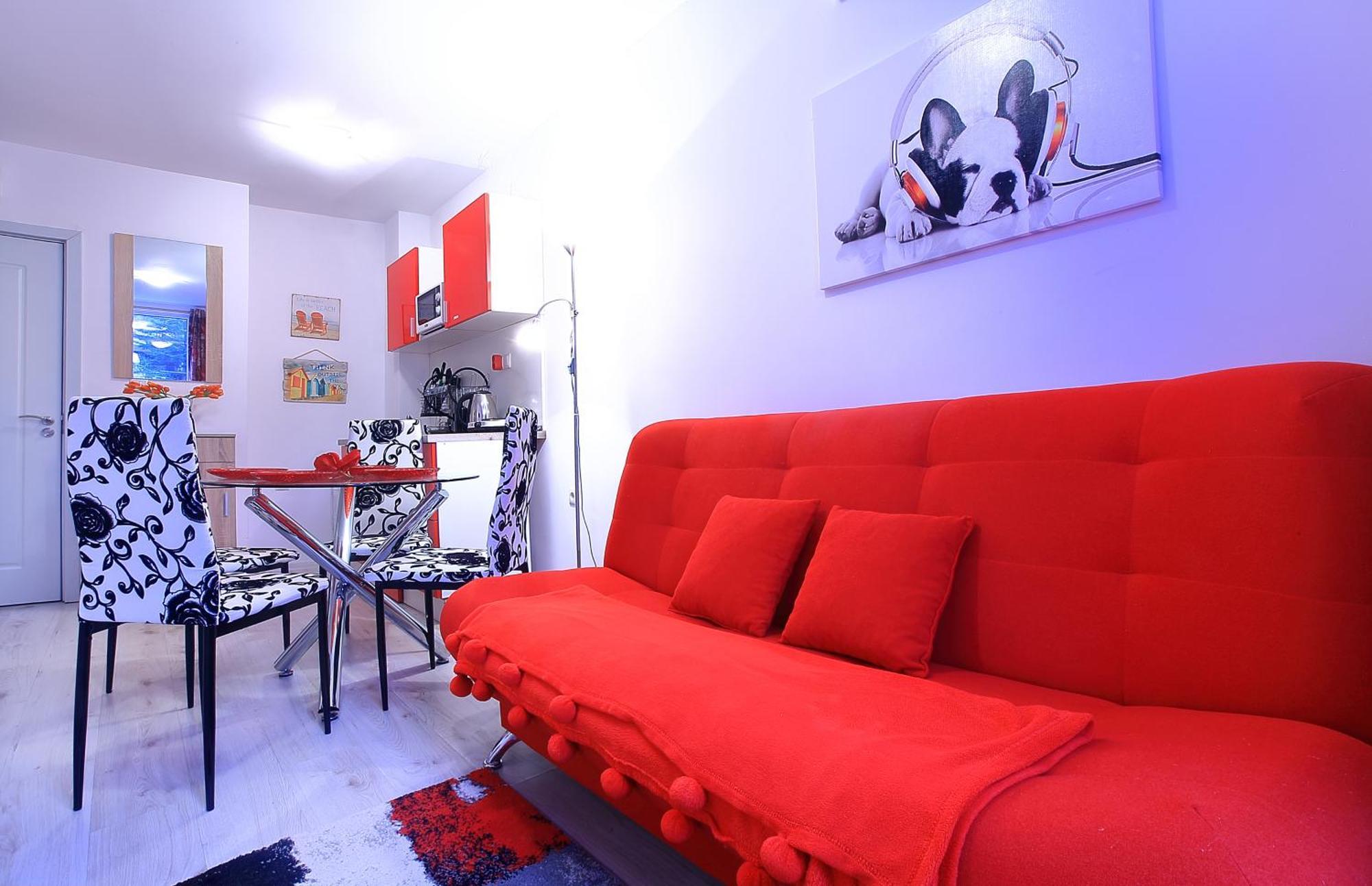 Private Apartment With Parking And Pool Balchik Ngoại thất bức ảnh