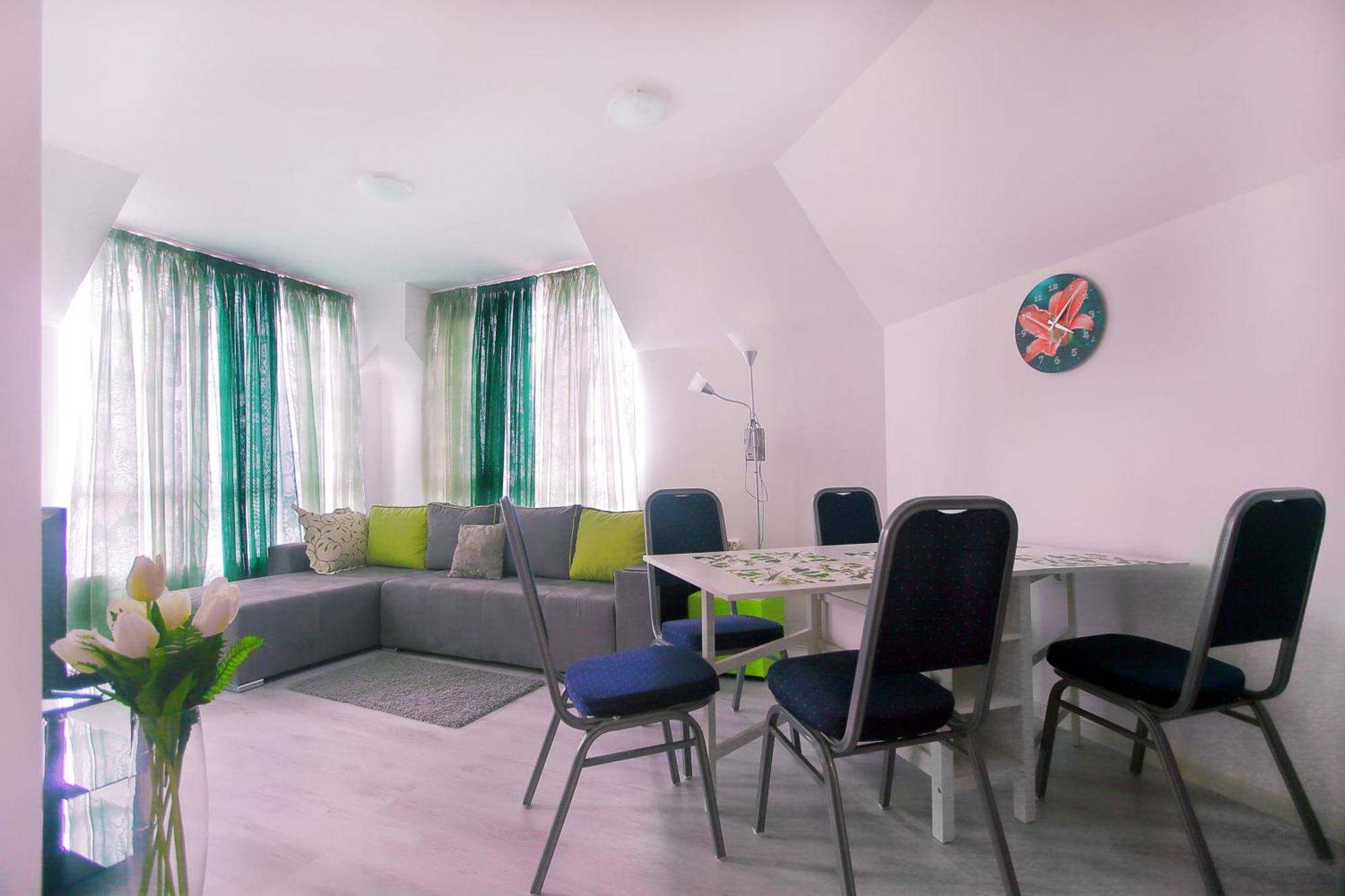 Private Apartment With Parking And Pool Balchik Ngoại thất bức ảnh