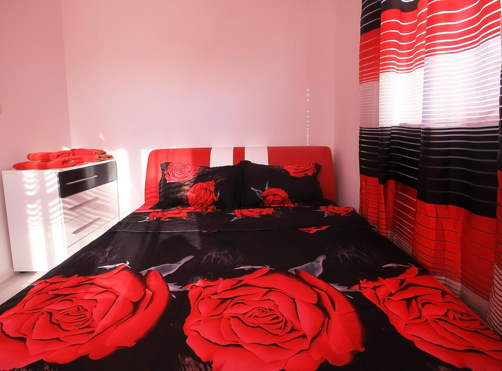 Private Apartment With Parking And Pool Balchik Ngoại thất bức ảnh