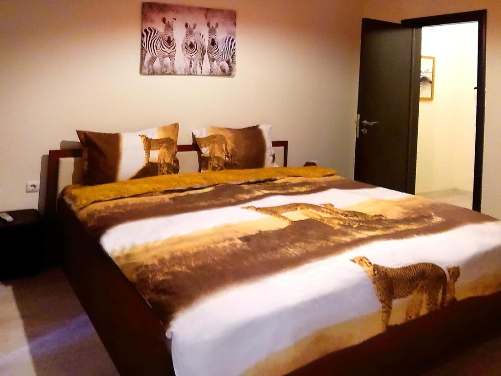 Private Apartment With Parking And Pool Balchik Ngoại thất bức ảnh