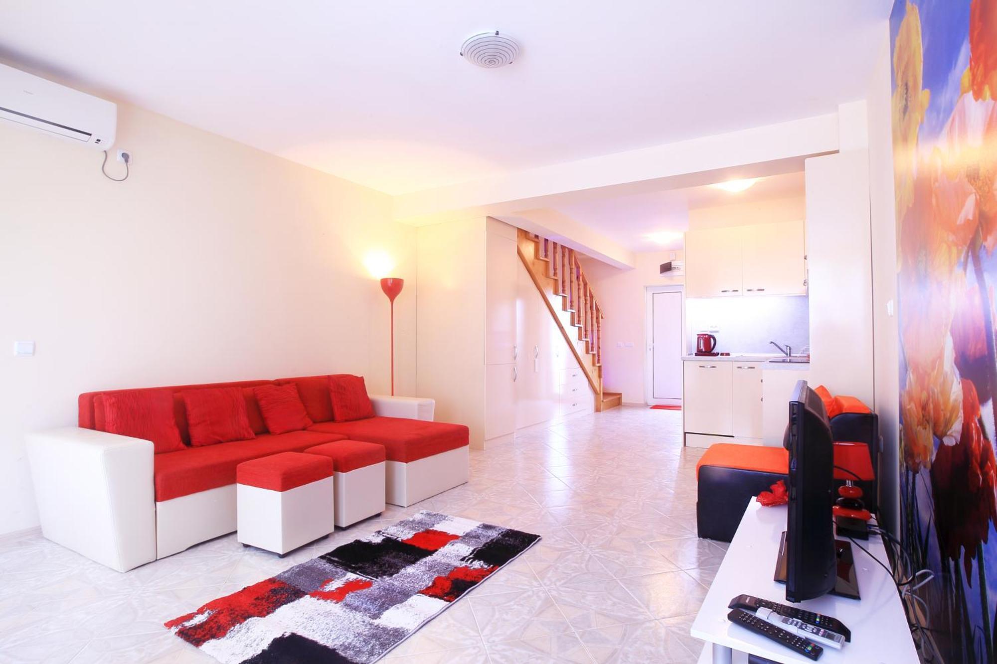 Private Apartment With Parking And Pool Balchik Ngoại thất bức ảnh